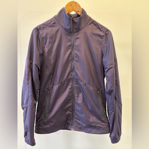 Nike Golf Ladies Windbreaker - Picture 2 of 8